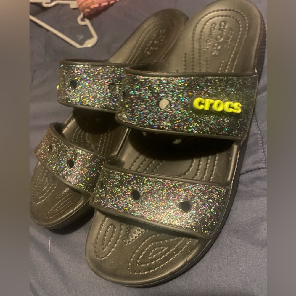 Women’s size 10 croc sandals